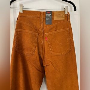 NWT LEVIS! size 27 high rise rib cage flare